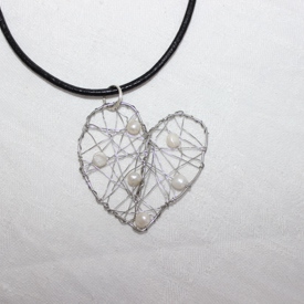 Halsband White heart